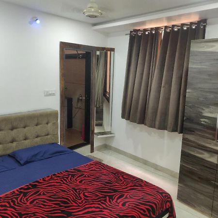 Hotel Rb Palace Indore Esterno foto